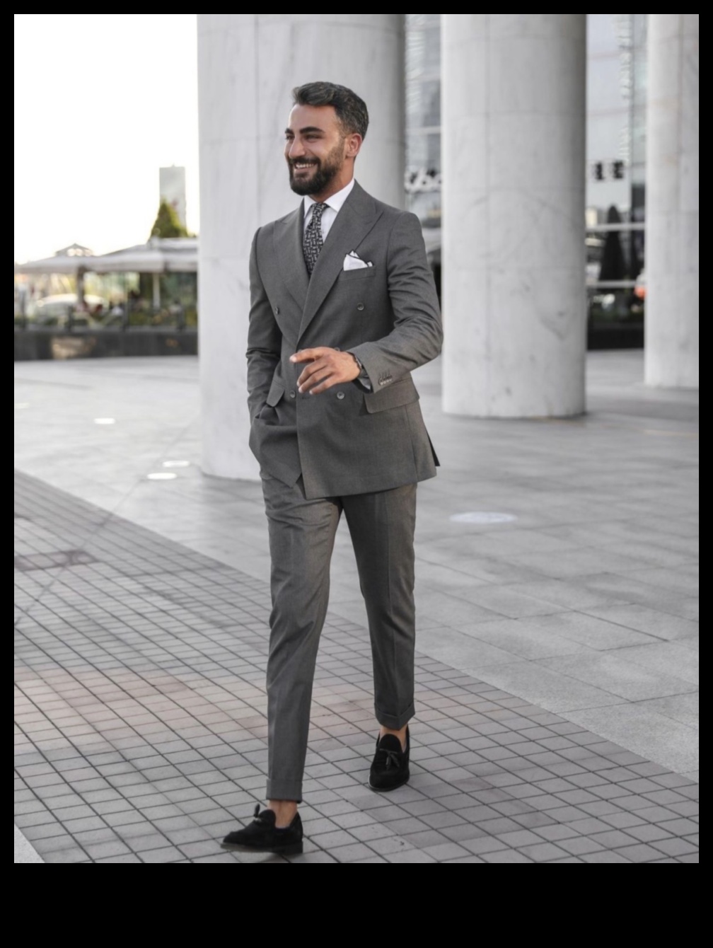 Sartorial Splendor: Овладейте изкуството на стилното обличане