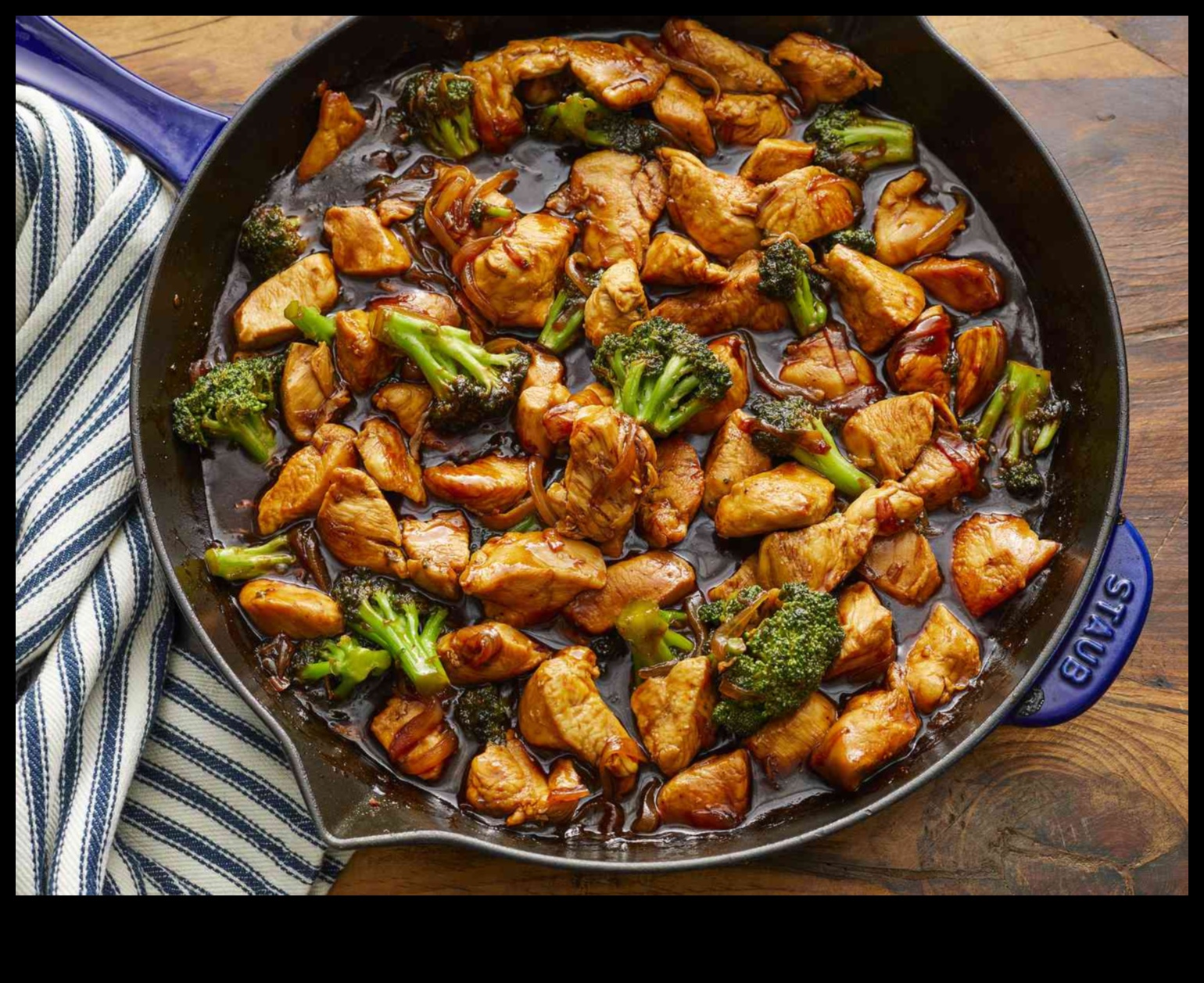 Домашна елегантност: Вливане на стил в ежедневната домашна кухня