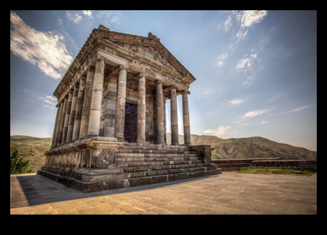 Археологическа елегантност: Преоткриване на древното изкуство в праха на времето