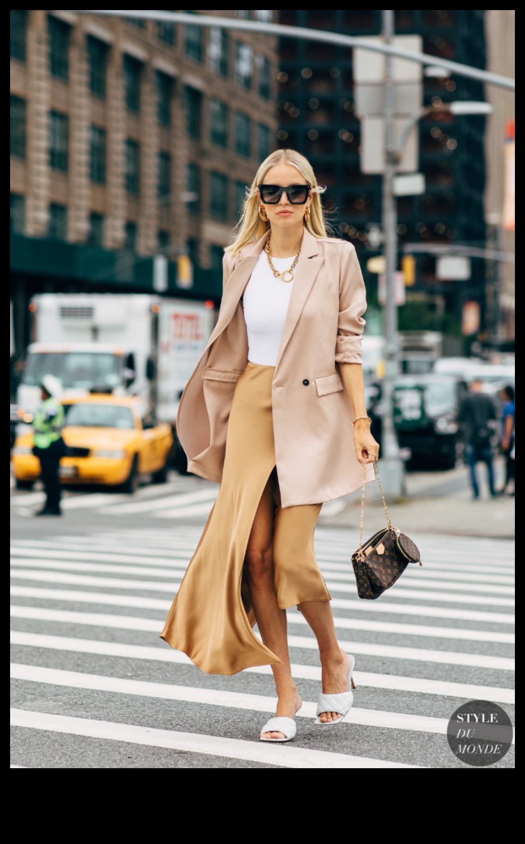 Градска елегантност Уличен стил Вдъхновения за изтънчен външен вид, който се откроява 4 Градска елегантност: вдъхновения за уличен стил за изтънченост