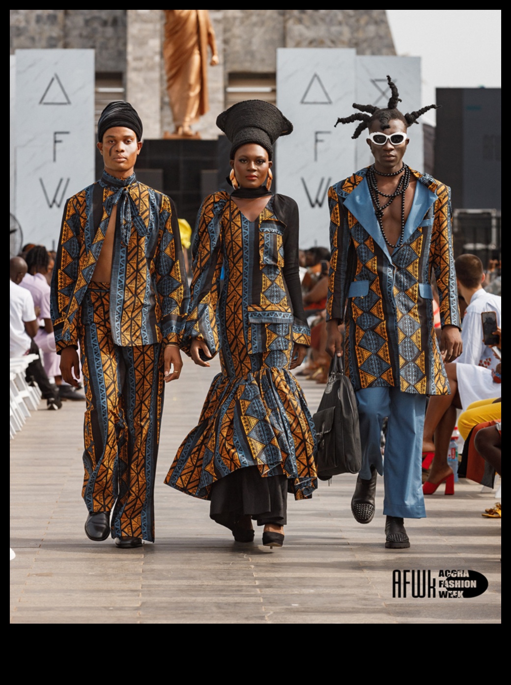 Бляскав поглед: Надникнете в върховете на модните тенденции